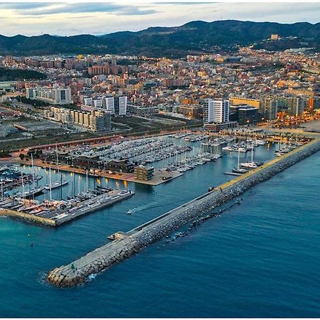 Ap4Us B1 - Apartment For Us - Sightseeing & Beach Near To Barcelona Badalona Eksteriør bilde