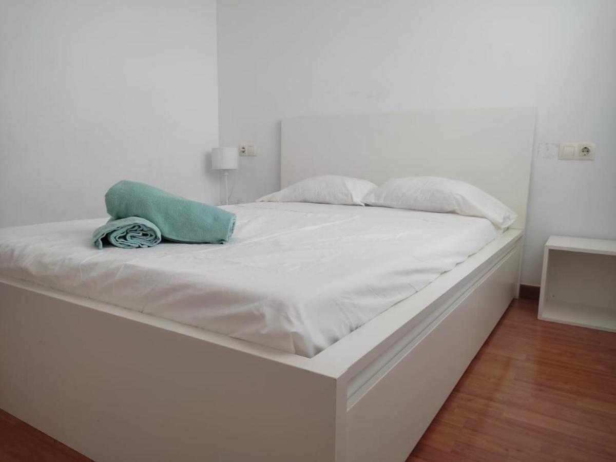 Ap4Us B1 - Apartment For Us - Sightseeing & Beach Near To Barcelona Badalona Eksteriør bilde