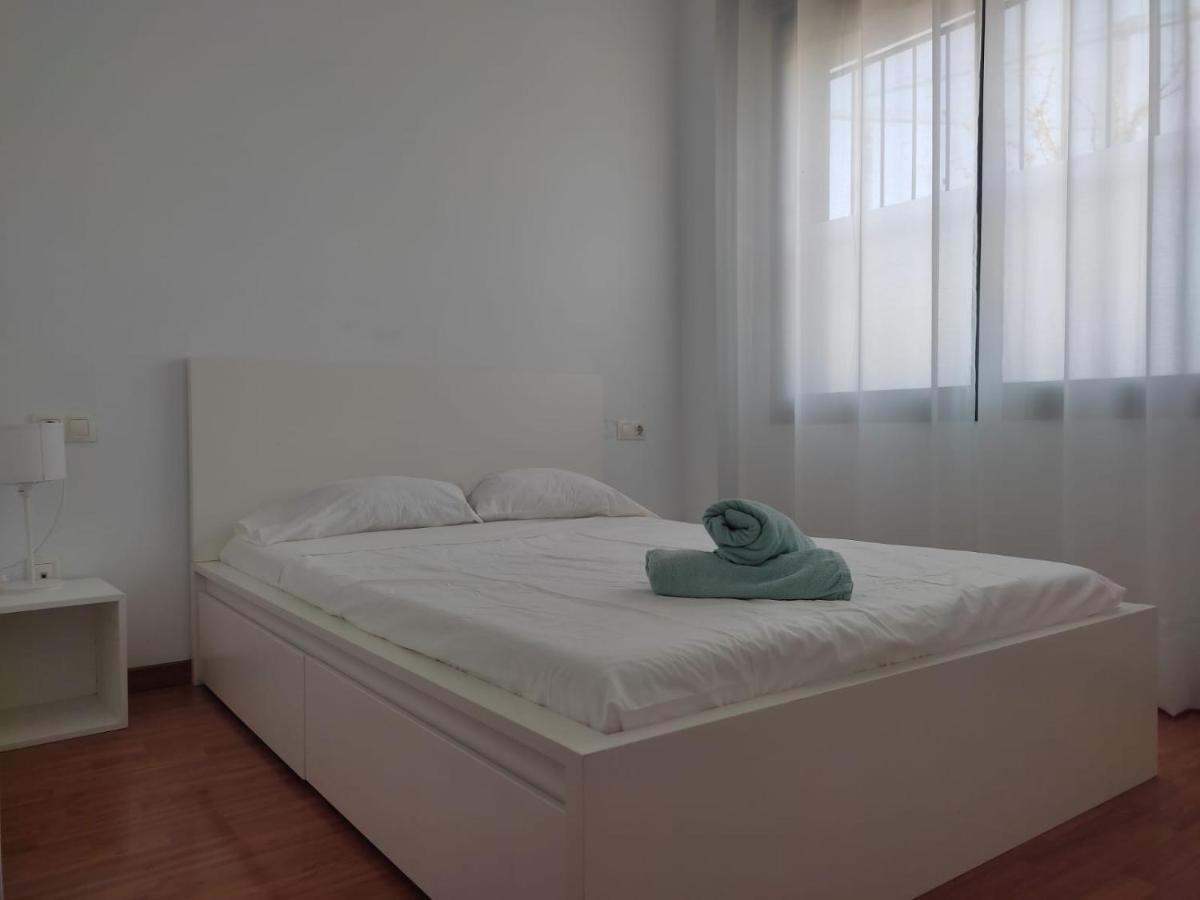 Ap4Us B1 - Apartment For Us - Sightseeing & Beach Near To Barcelona Badalona Eksteriør bilde